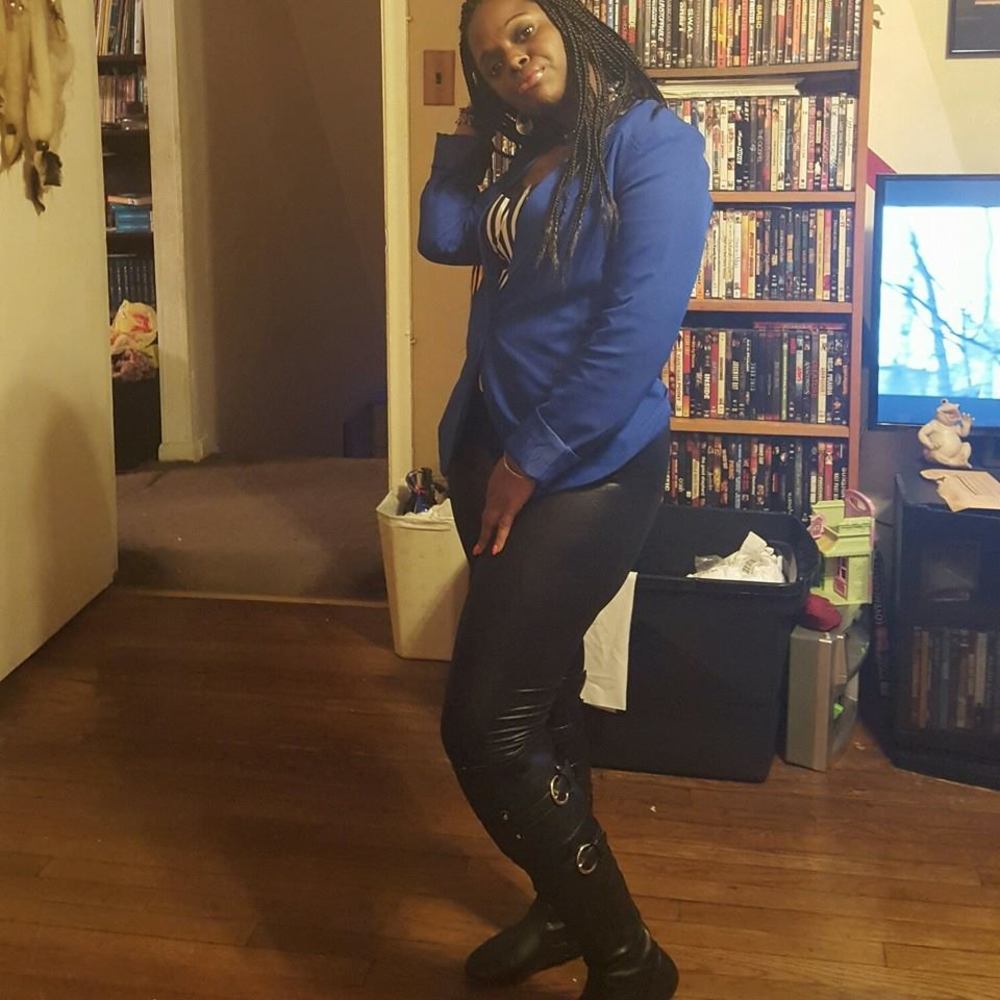 Meet your Posher, Alonna newme